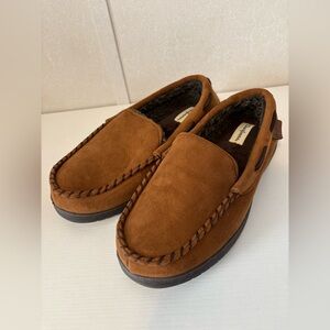 Dearfoams | Mens Tan Suede Loafers
| Size 7-8